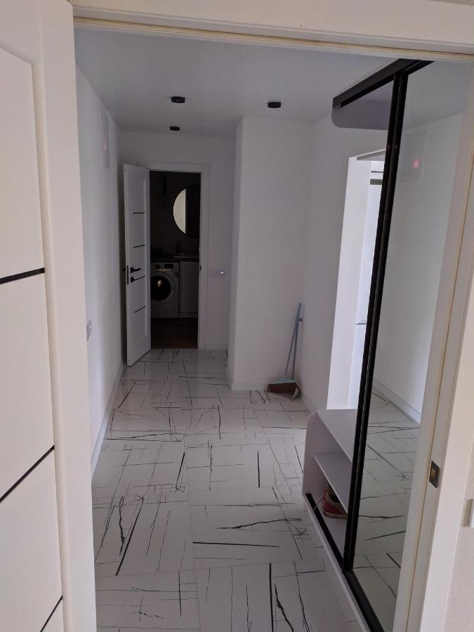 Cozy 75 Apart In Center - 2Х Кімнатна Квартира В Центрі Кропивницького Kropyvnytskyi Luaran gambar