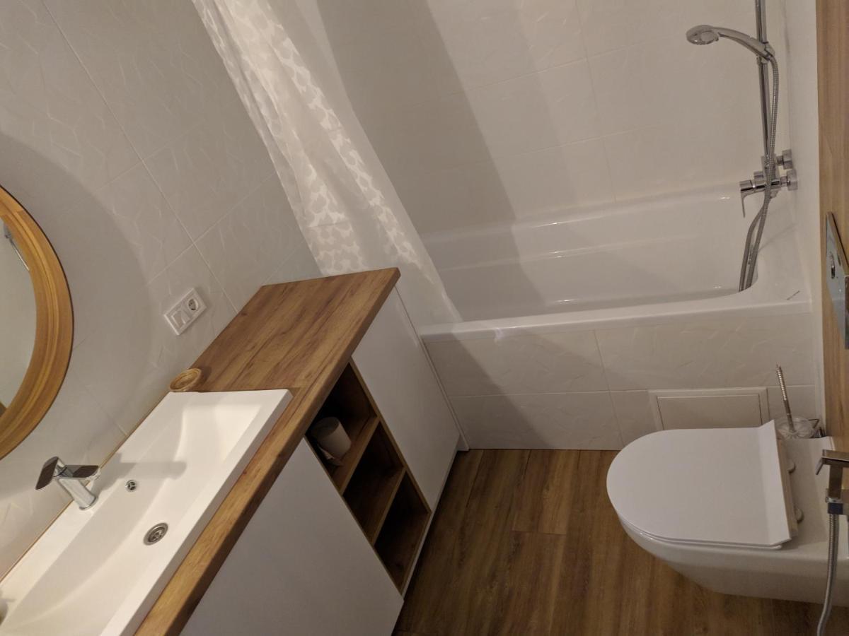 Cozy 75 Apart In Center - 2Х Кімнатна Квартира В Центрі Кропивницького Kropyvnytskyi Luaran gambar