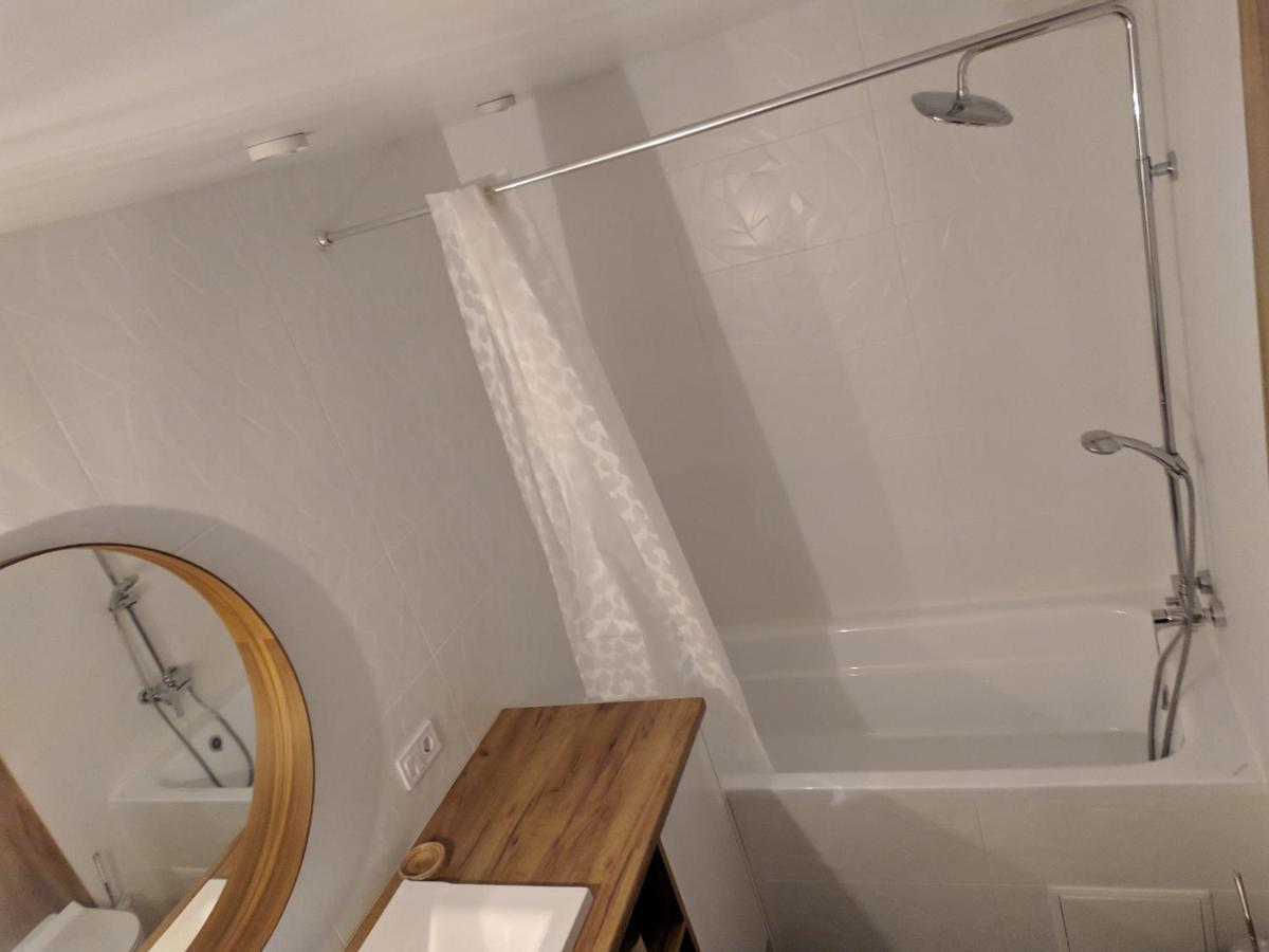 Cozy 75 Apart In Center - 2Х Кімнатна Квартира В Центрі Кропивницького Kropyvnytskyi Luaran gambar